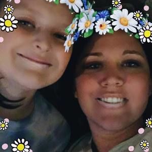 Meet your Posher, Crystal